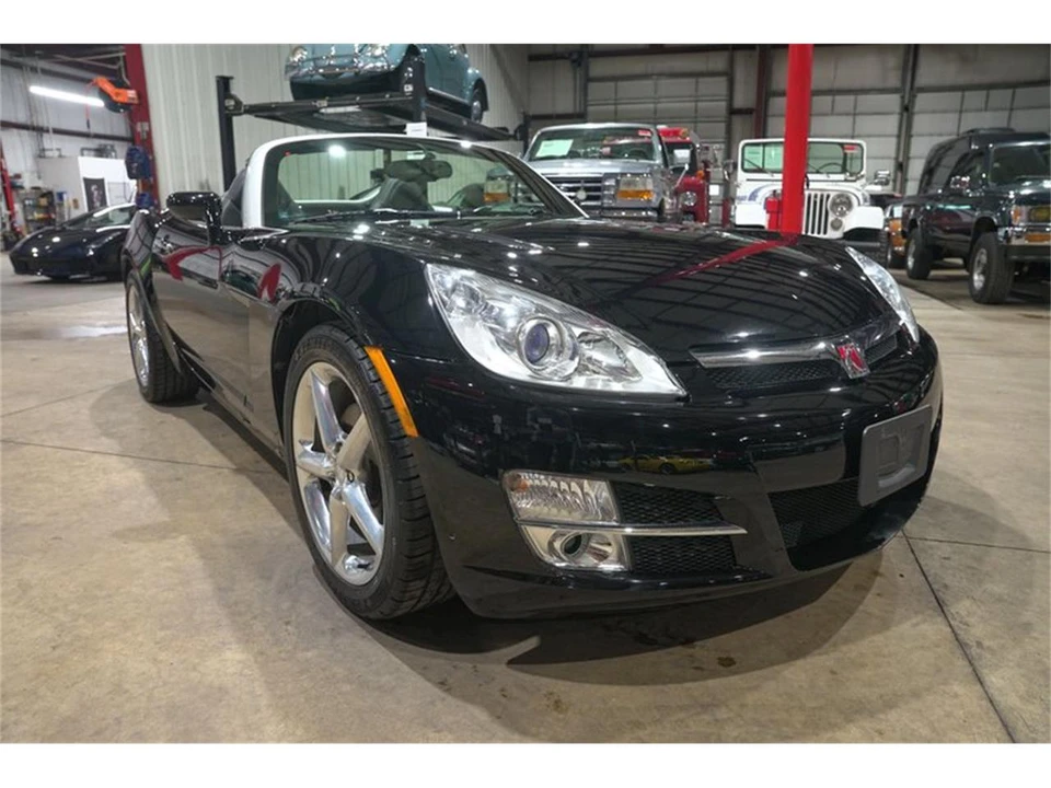 2007 Saturn Sky - Image 12 of 31