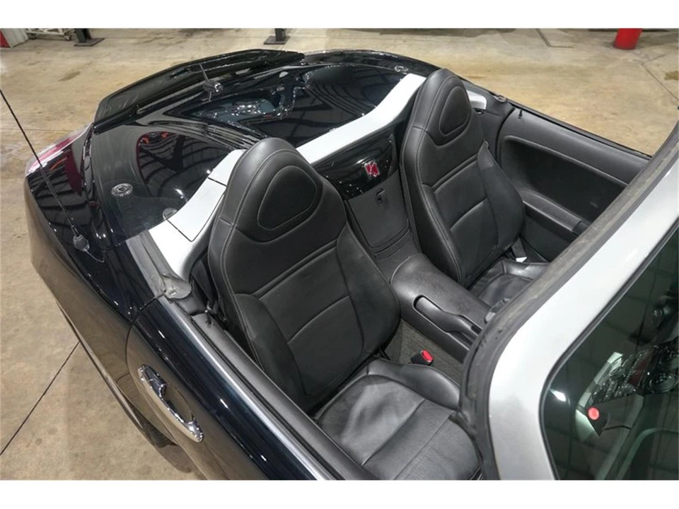 2007 Saturn Sky - Image 18 of 31