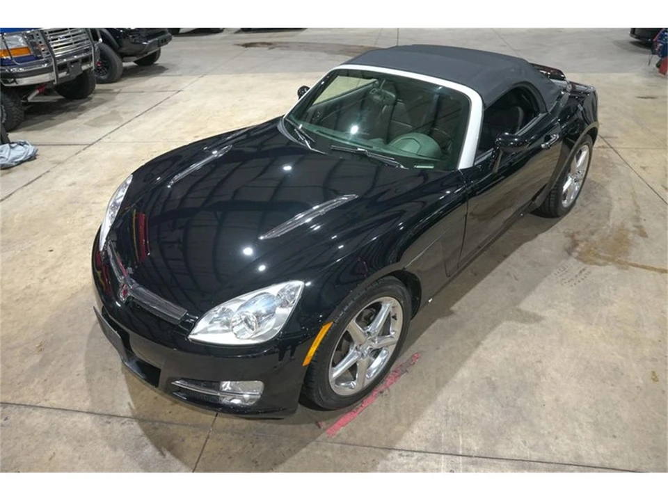 2007 Saturn Sky - Image 29 of 31