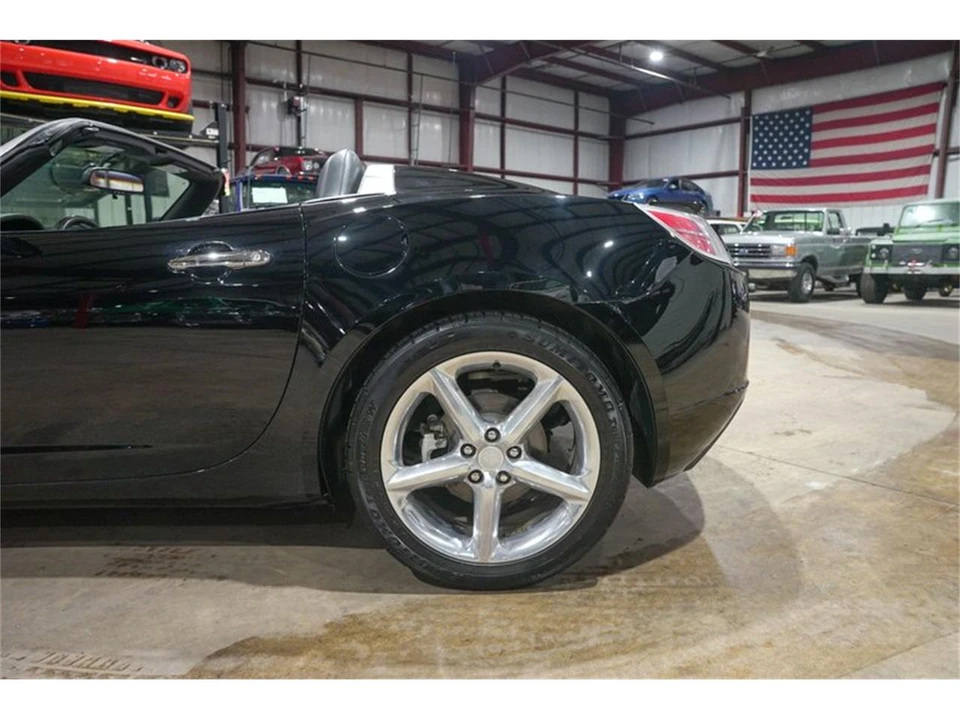 2007 Saturn Sky - Image 5 of 31