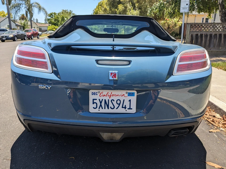 2007 Saturn Sky - Image 29 of 31