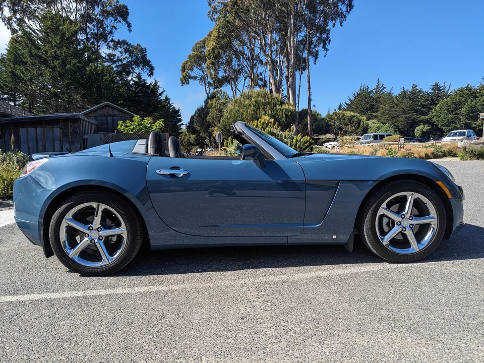 2007 Saturn Sky - Image 16 of 31
