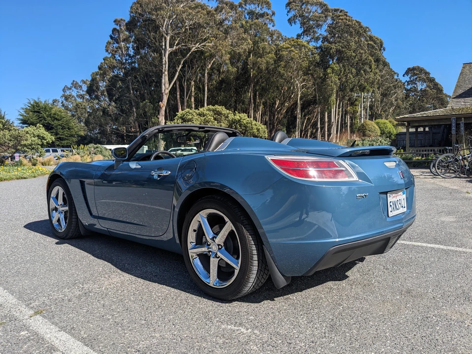 2007 Saturn Sky - Image 13 of 31
