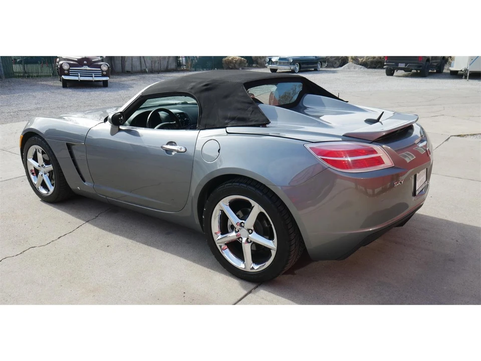 2007 Saturn Sky - Image 7 of 31
