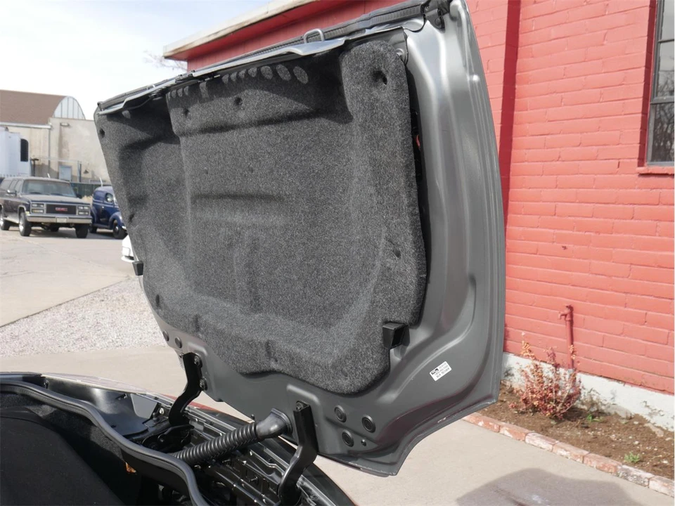 2007 Saturn Sky - Image 21 of 31