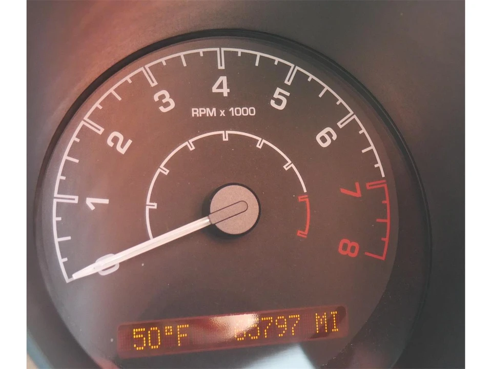 2007 Saturn Sky - Image 24 of 31