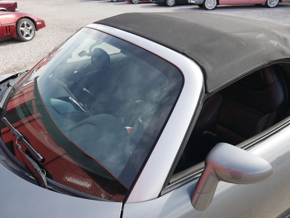 2007 Saturn Sky - Image 16 of 21