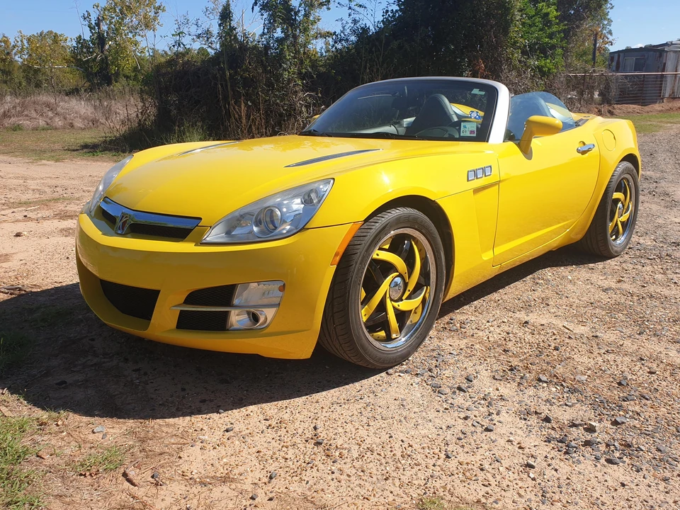 2007 Saturn Sky - Image 8 of 31