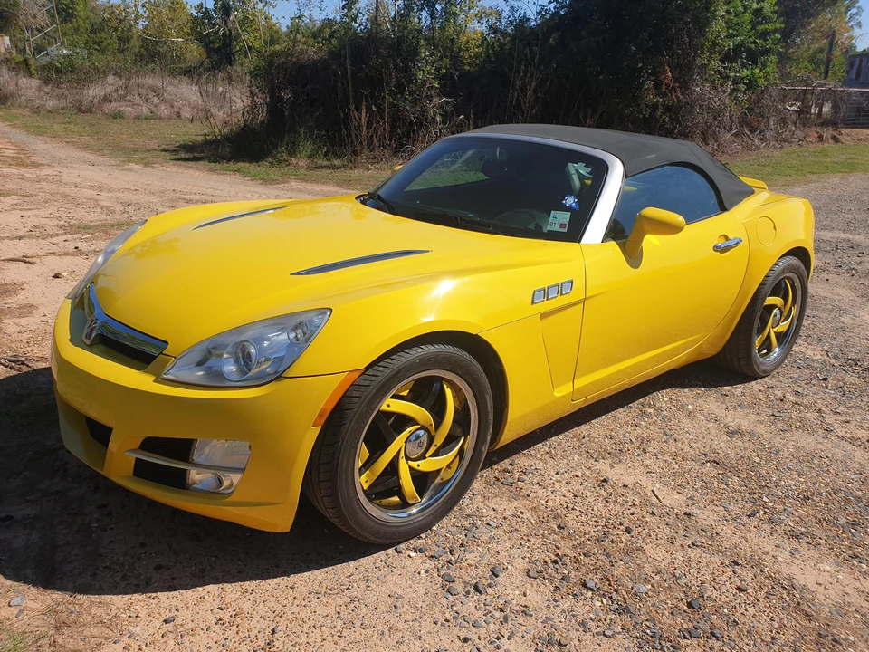 2007 Saturn Sky - Image 21 of 31