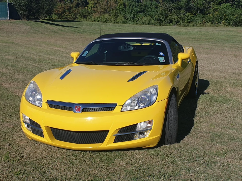 2007 Saturn Sky - Image 20 of 31