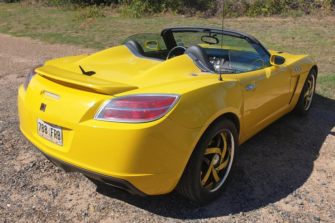 2007 Saturn Sky - Image 4 of 31