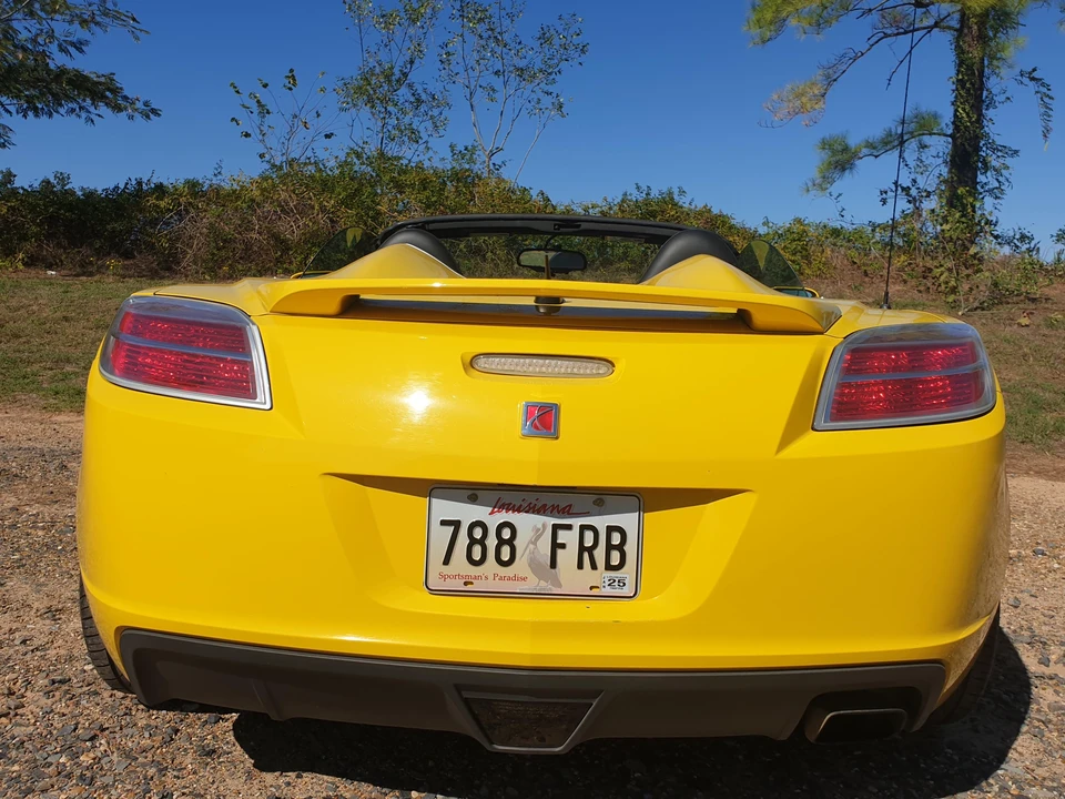 2007 Saturn Sky - Image 13 of 31