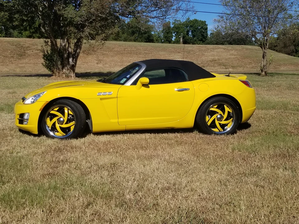 2007 Saturn Sky - Image 25 of 31