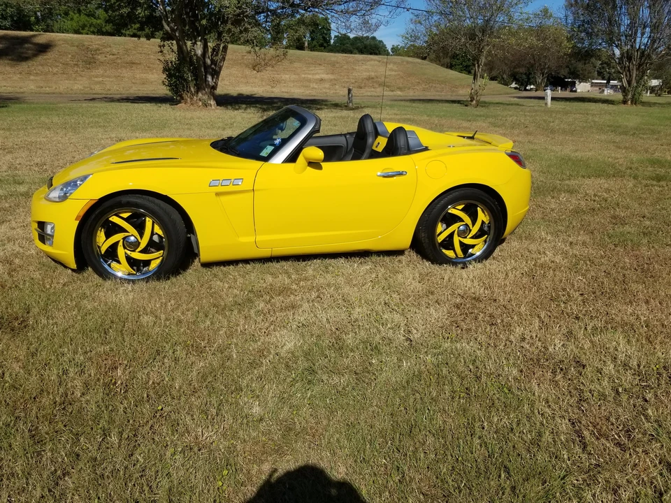 2007 Saturn Sky - Image 9 of 31
