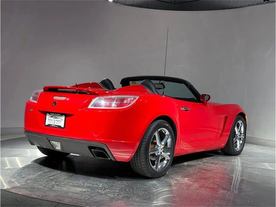 2007 Saturn Sky - Image 10 of 31