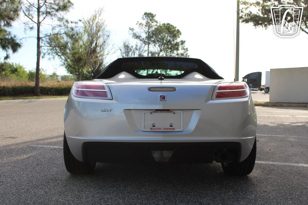 2007 Saturn Sky - Image 11 of 12