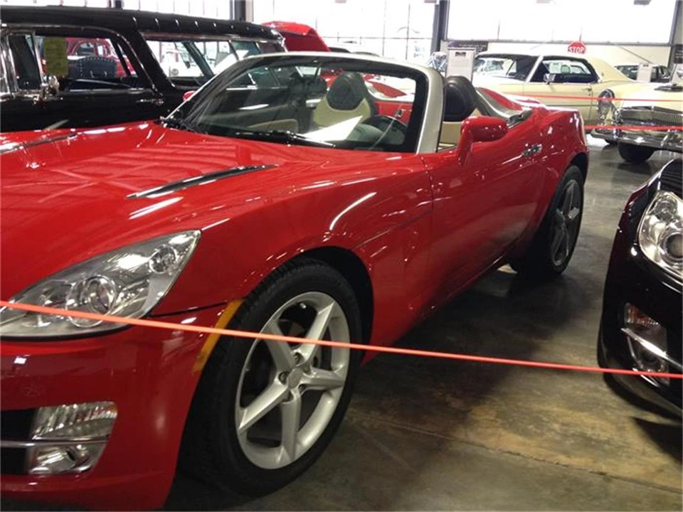 2007 Saturn Sky - Image 12 of 29