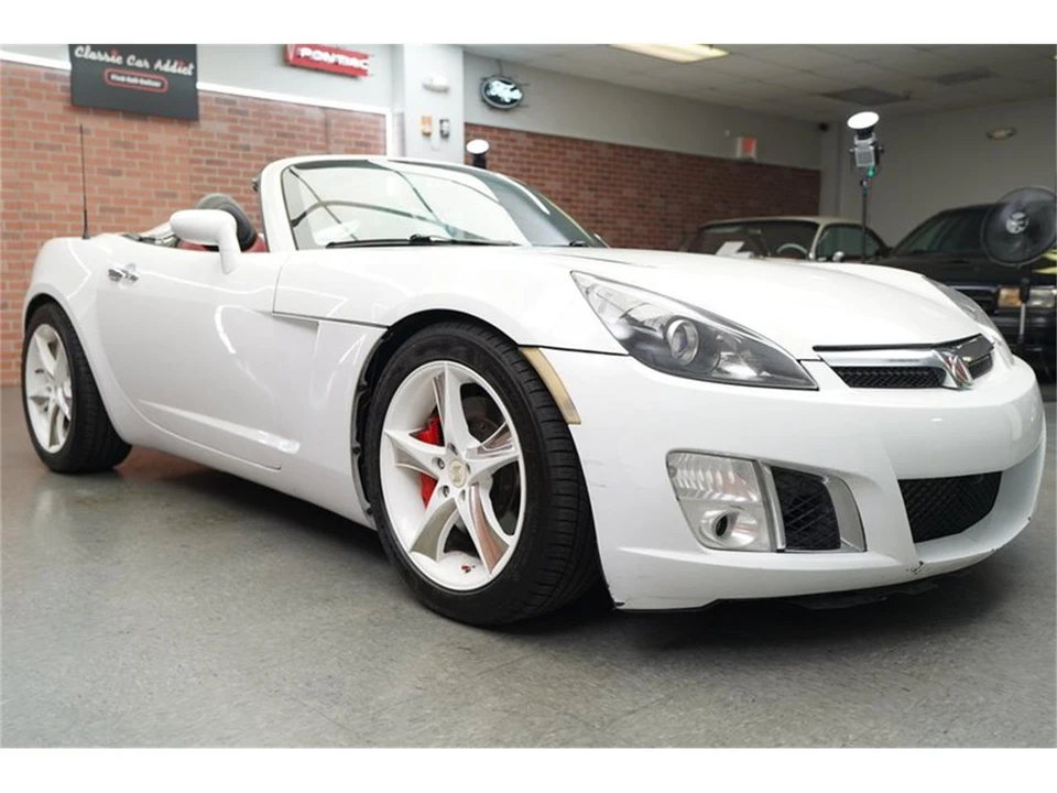 2007 Saturn Sky - Image 14 of 31