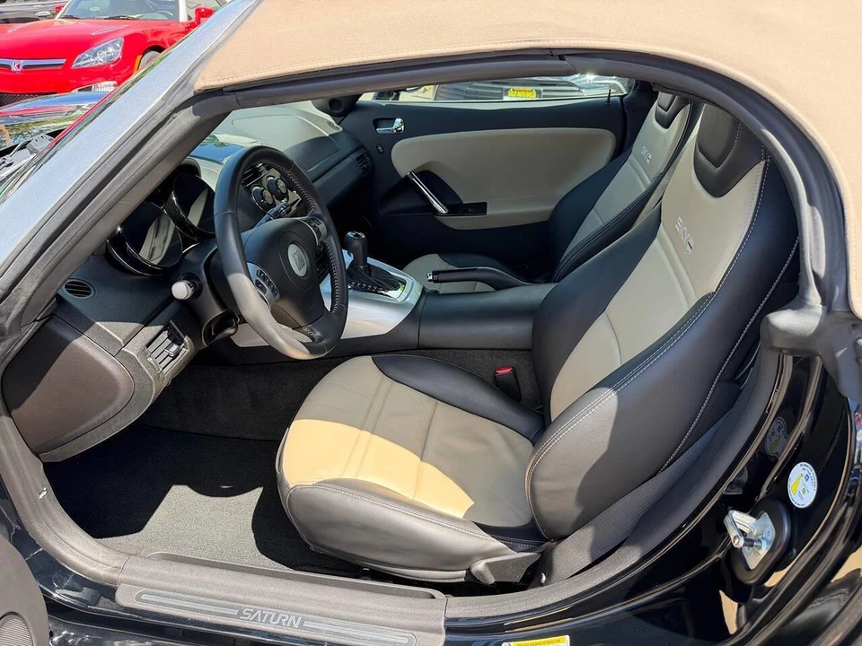 2007 Saturn Sky - Image 4 of 31