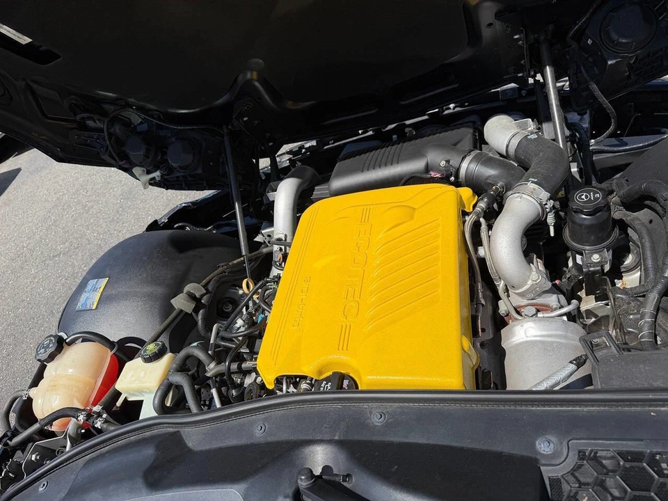 2007 Saturn Sky - Image 17 of 31