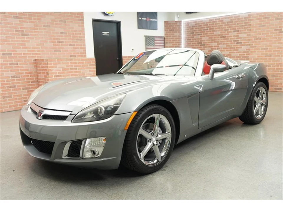 2007 Saturn Sky - Image 2 of 31