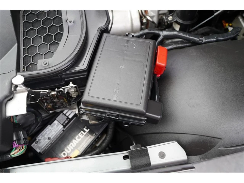 2007 Saturn Sky - Image 27 of 31