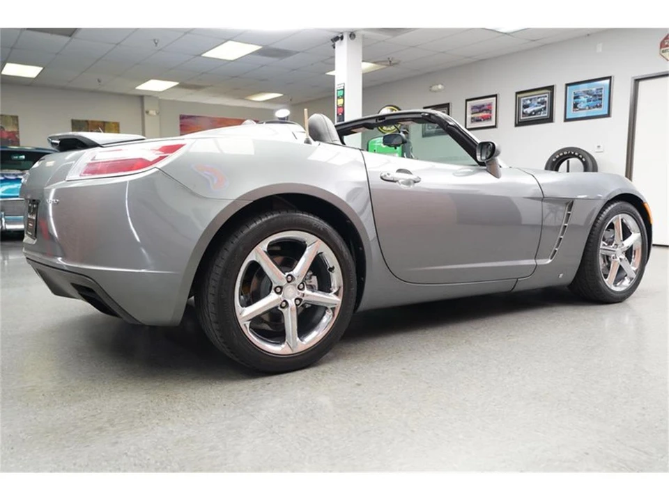 2007 Saturn Sky - Image 7 of 31