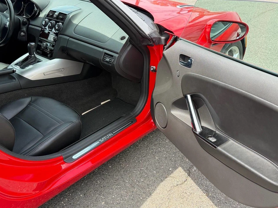 2007 Saturn Sky - Image 10 of 25