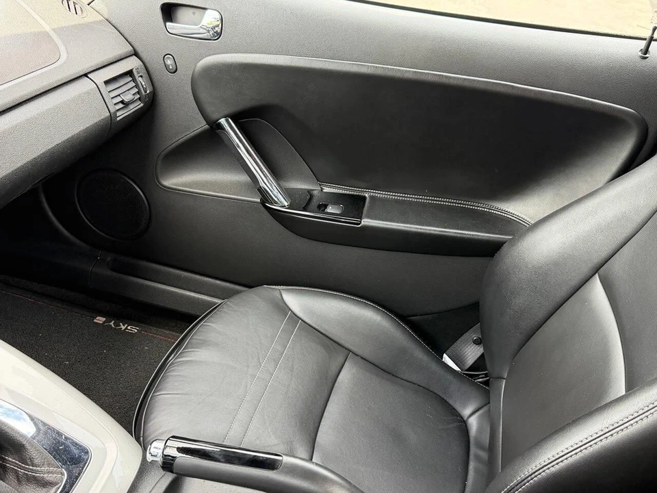 2007 Saturn Sky - Image 9 of 25