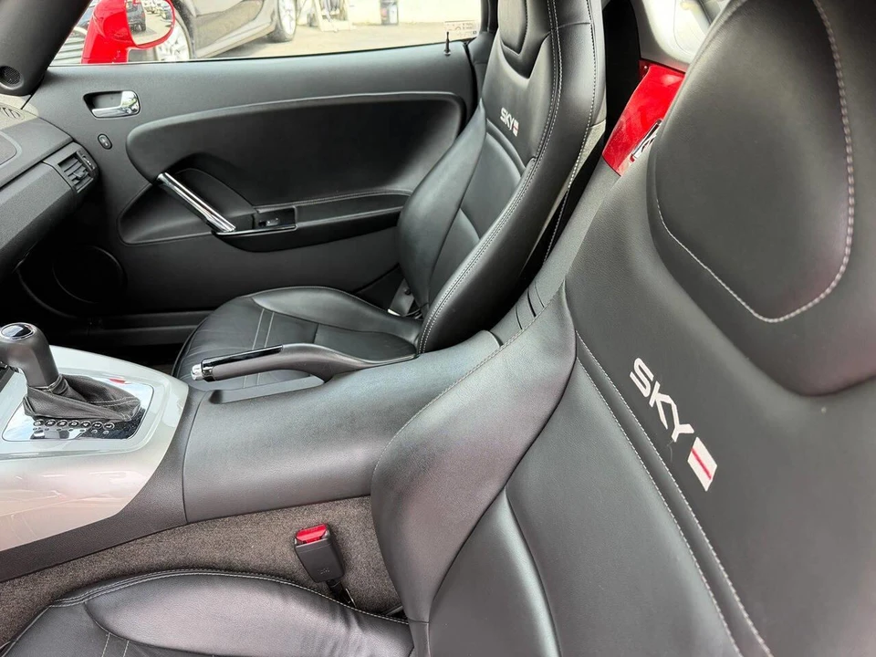 2007 Saturn Sky - Image 5 of 25