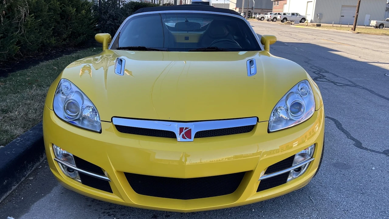 2007 Saturn Sky - Image 5 of 6