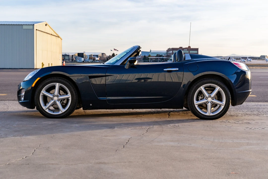 2007 Saturn Sky - Image 9 of 31