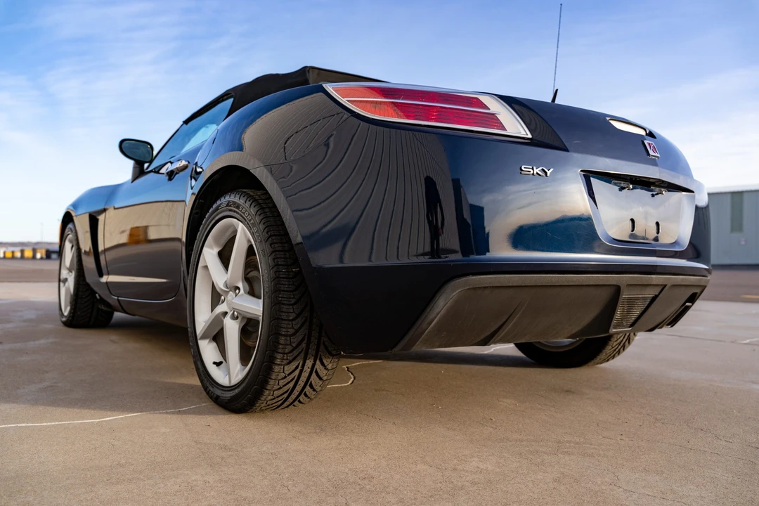 2007 Saturn Sky - Image 22 of 31