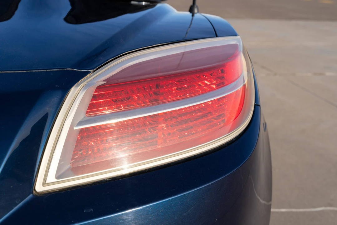 2007 Saturn Sky - Image 25 of 31