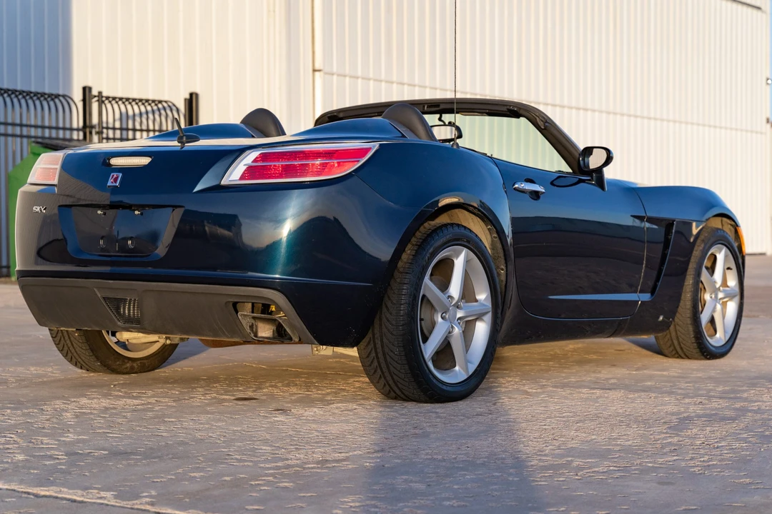 2007 Saturn Sky - Image 6 of 31