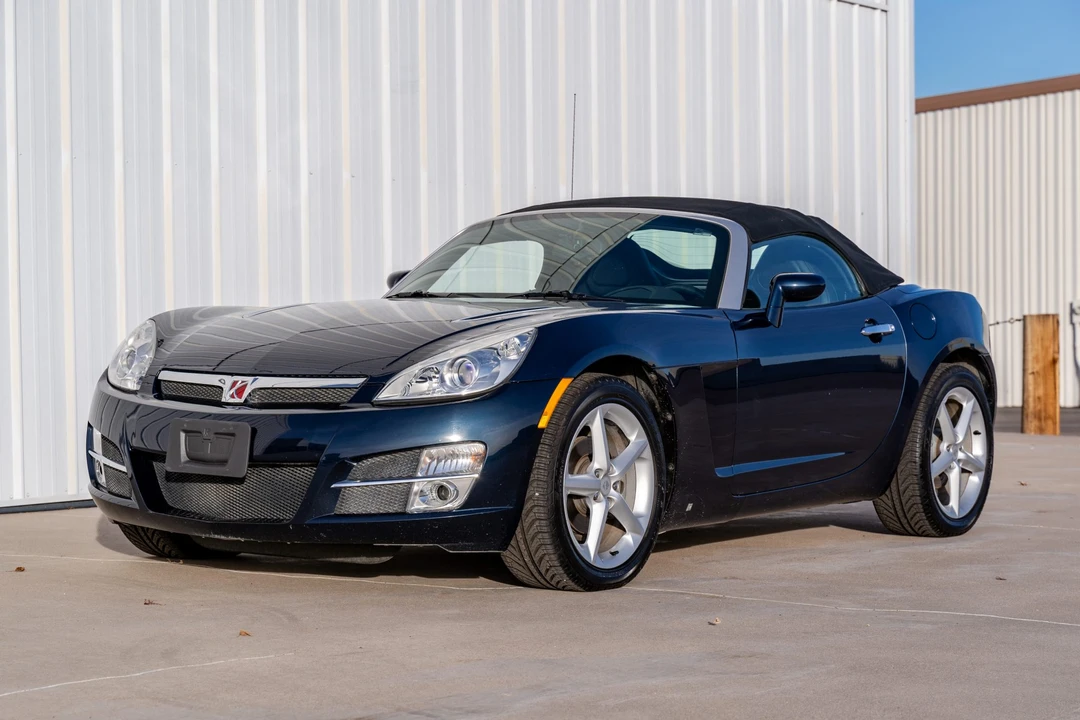 2007 Saturn Sky - Image 10 of 31