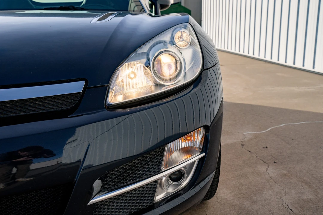 2007 Saturn Sky - Image 21 of 31