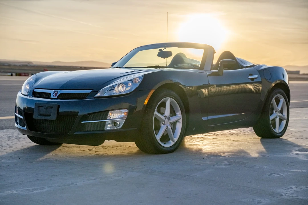2007 Saturn Sky - Image 2 of 31