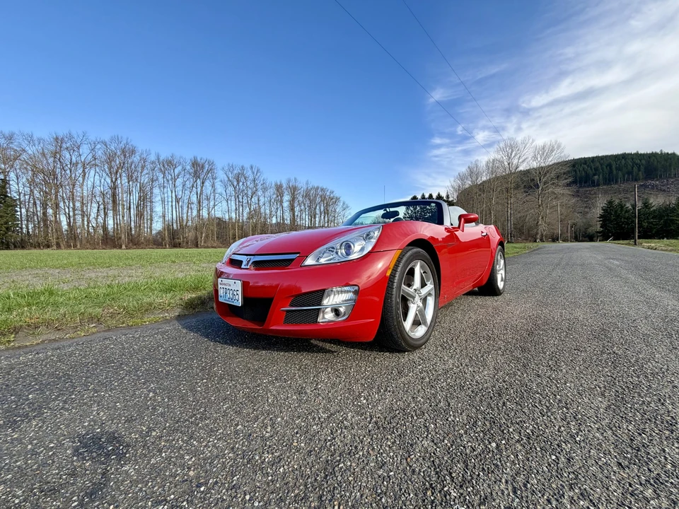 2007 Saturn Sky - Image 10 of 31