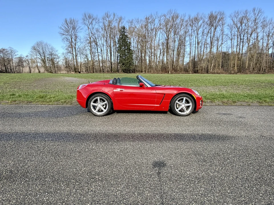 2007 Saturn Sky - Image 24 of 31