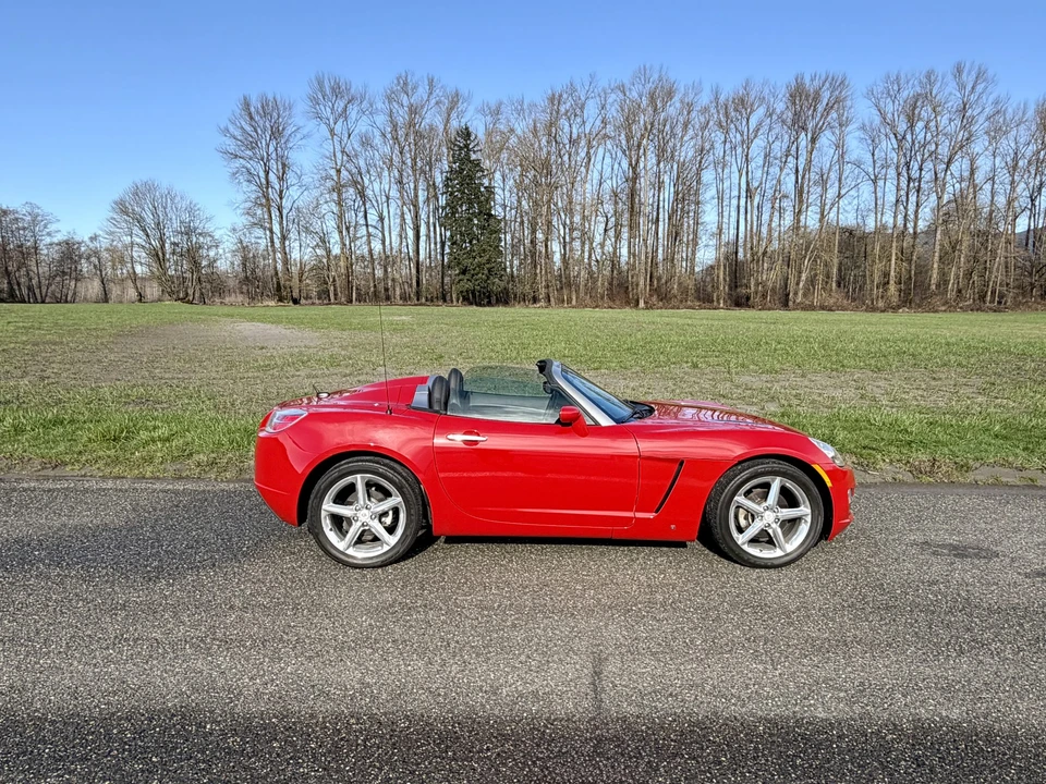 2007 Saturn Sky - Image 23 of 31