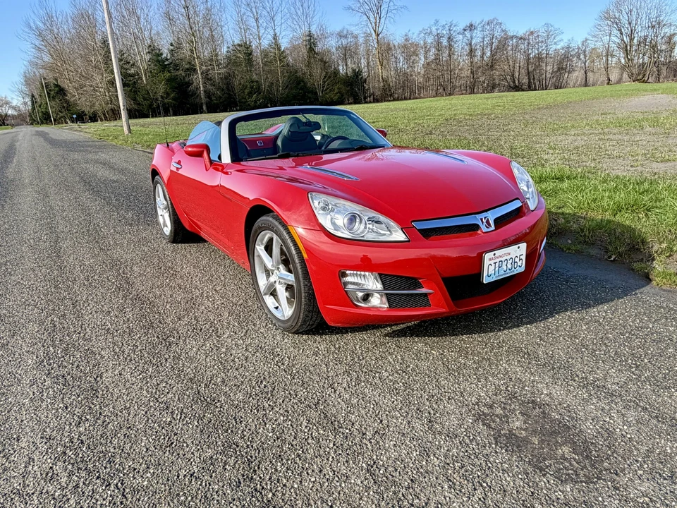 2007 Saturn Sky - Image 2 of 31