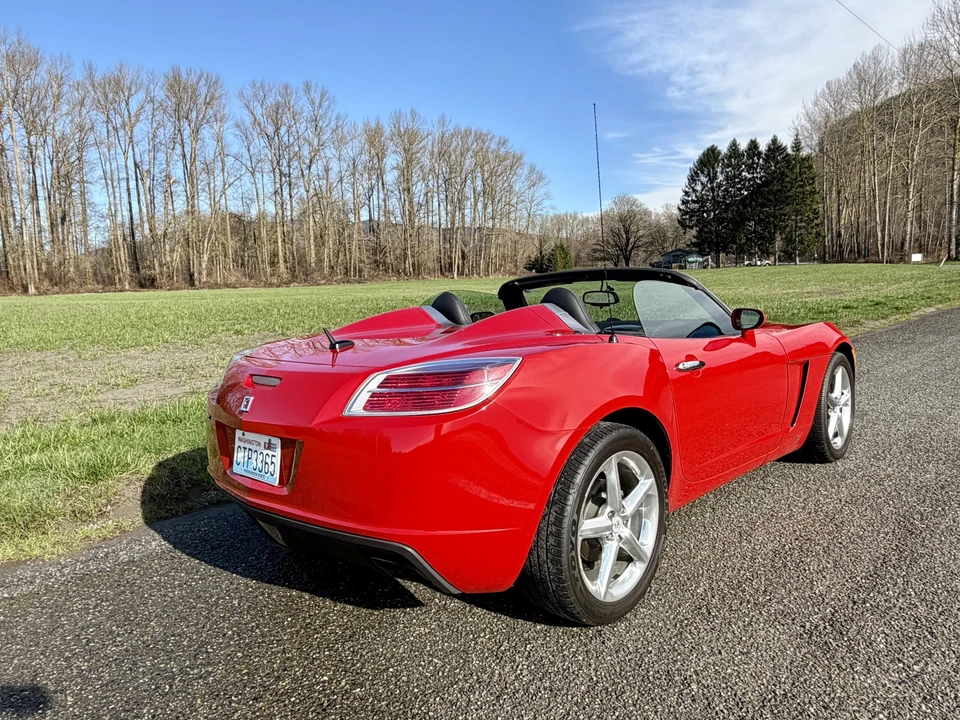 2007 Saturn Sky - Image 20 of 31
