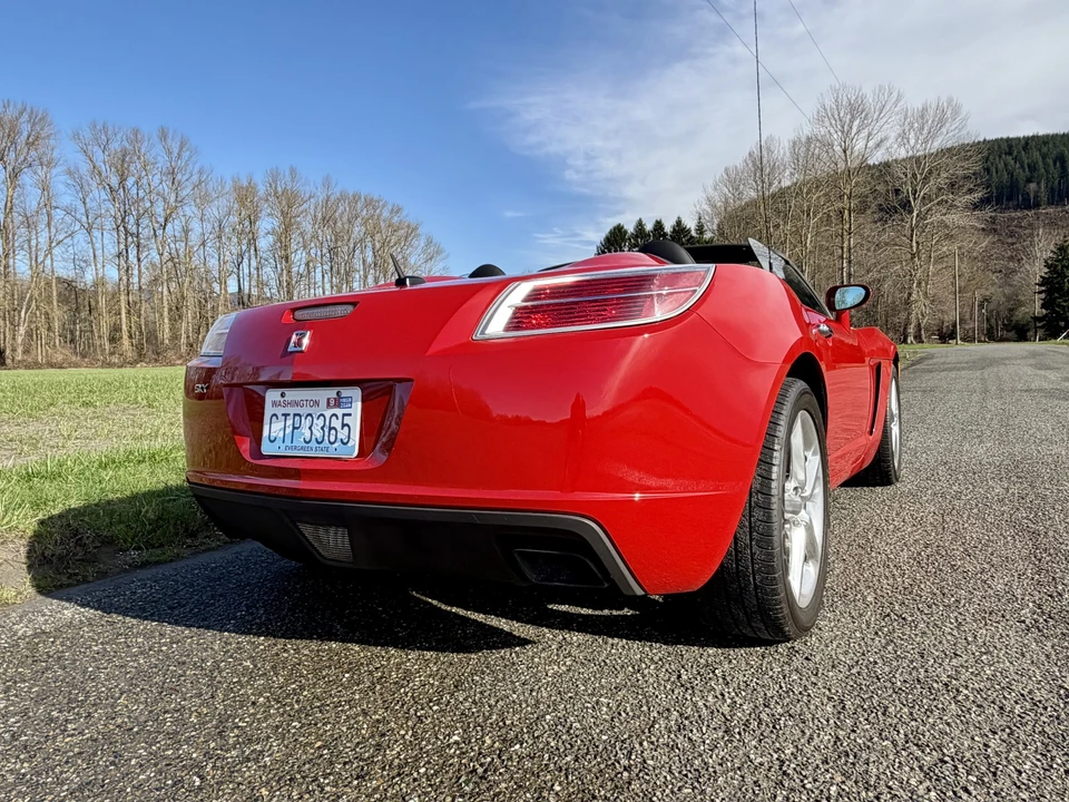 2007 Saturn Sky - Image 19 of 31