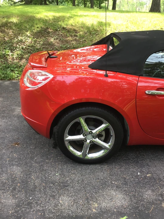 2007 Saturn Sky - Image 26 of 31