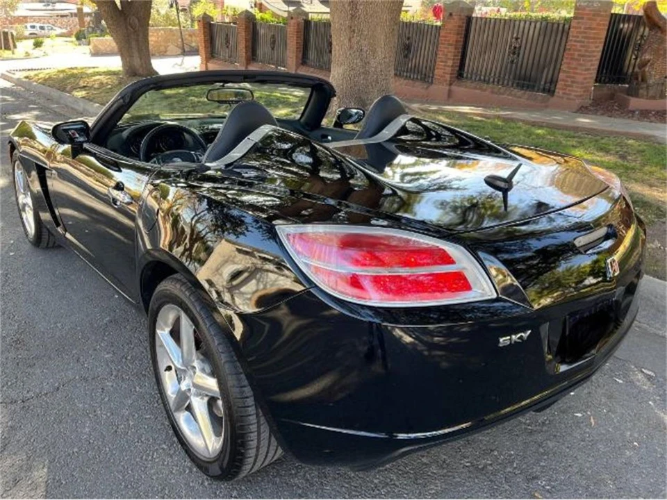 2007 Saturn Sky - Image 6 of 25
