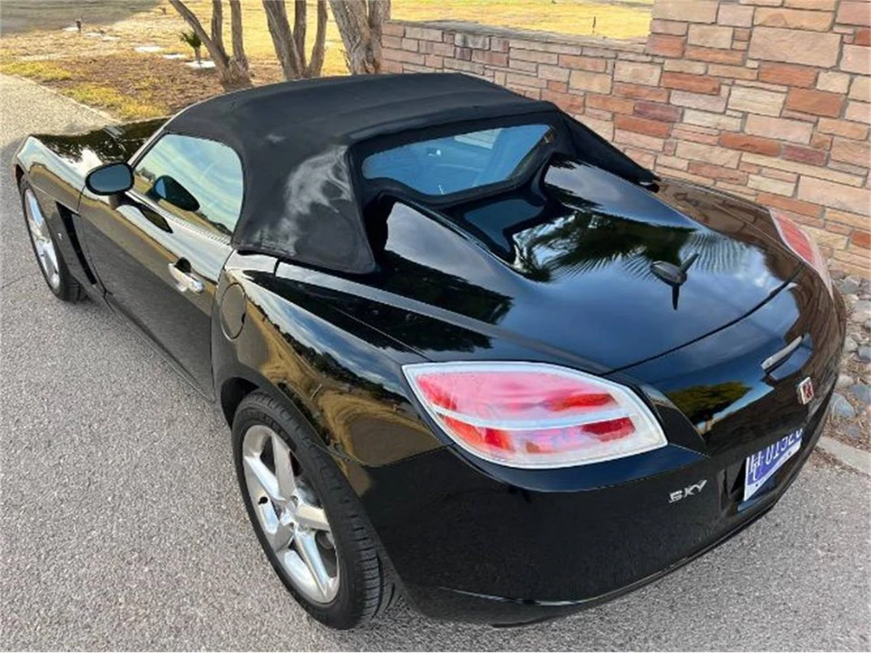 2007 Saturn Sky - Image 8 of 25
