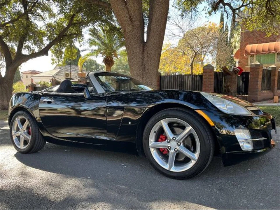2007 Saturn Sky - Image 11 of 25