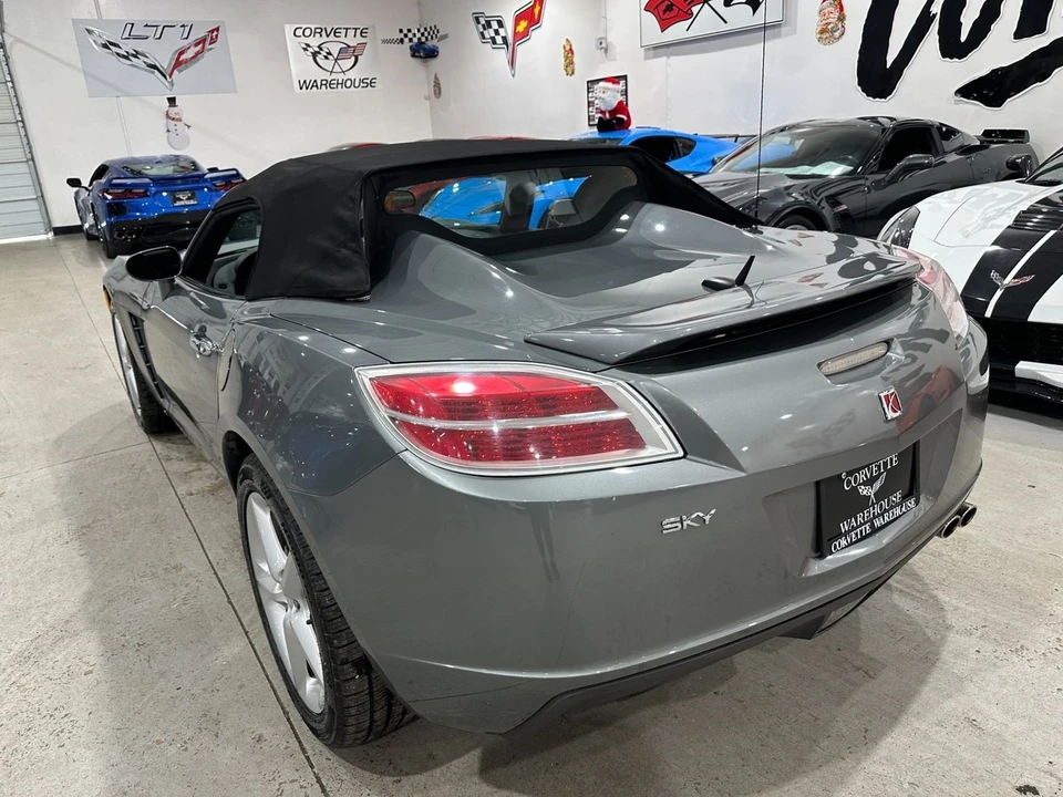 2007 Saturn Sky - Image 4 of 11