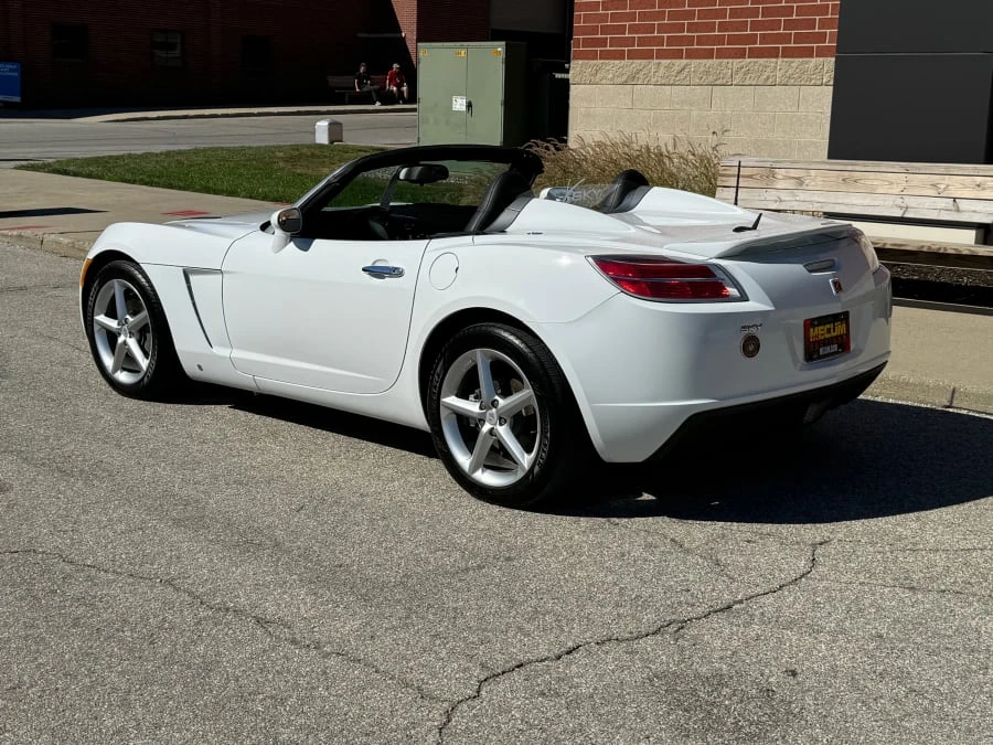 2007 Saturn Sky - Image 3 of 9